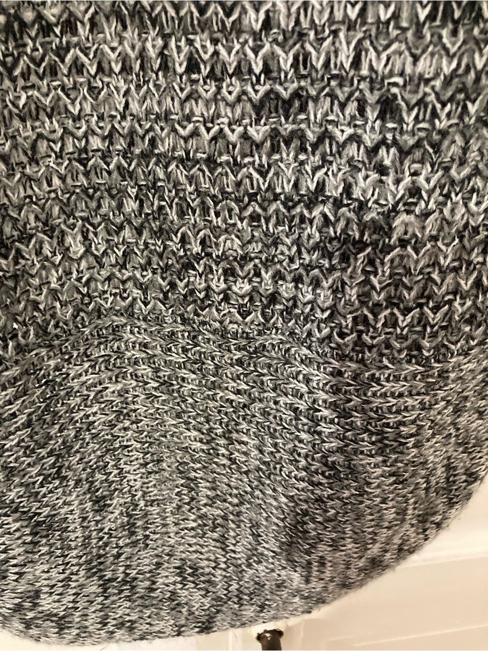 Ladies Long Sweater - Picture 11 of 14